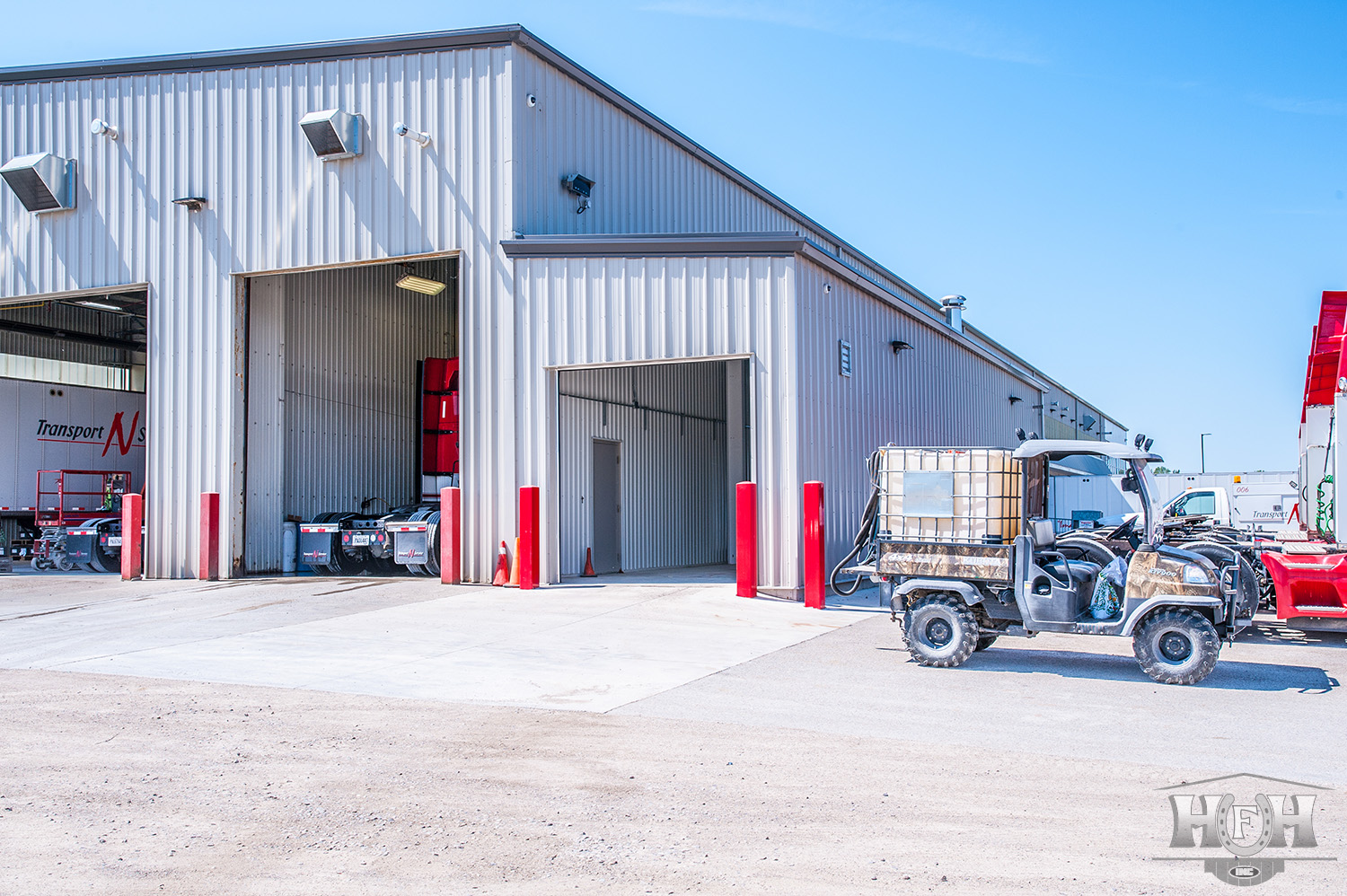 Exterior commercial building with 3 freight garages